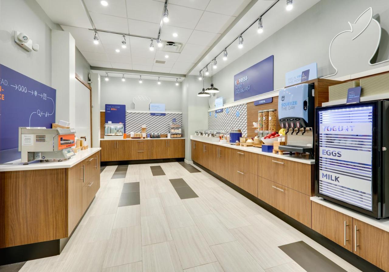 Holiday Inn Express - Kermit By Ihg Exterior photo